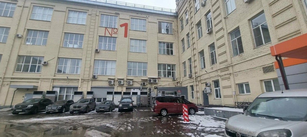 фасад дома, здание по адресу г Москва, ул Полковая, д 3 стр 1